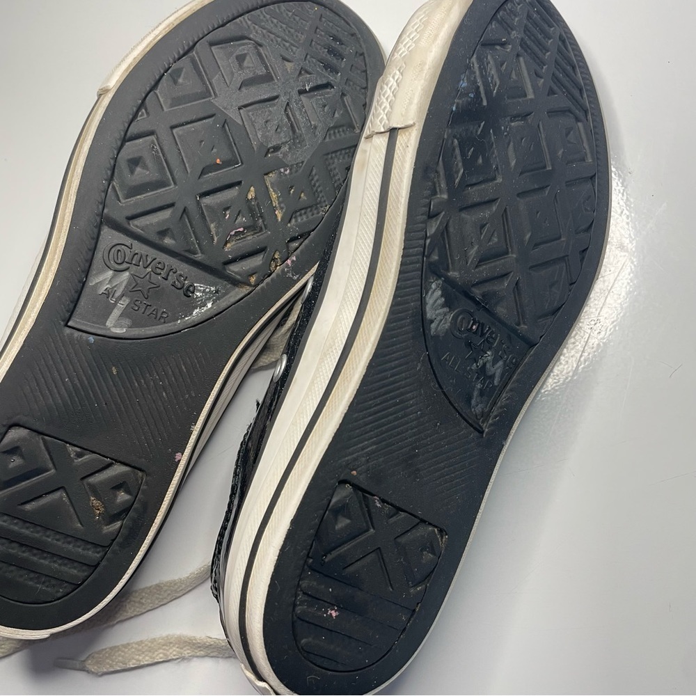 Converse All Star Low Tops Size Kids 2 Shiny Black Stars Moons PRELOVED - Picture 9 of 10
